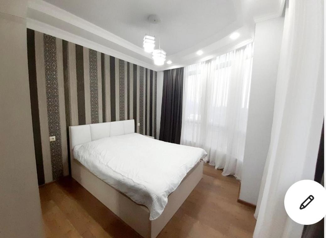 Bn Apartmen'T Apartment Batumi Luaran gambar